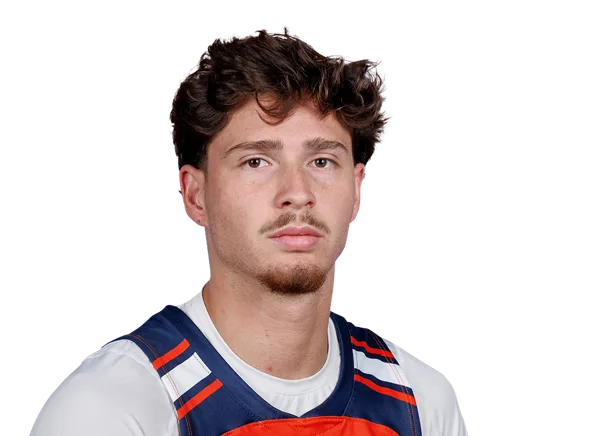 Pedro Santos headshot