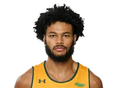 Tay Smith headshot