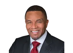 Andre Smith headshot