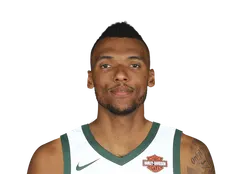 Joel Bolomboy headshot
