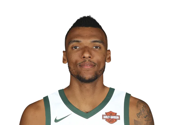 Joel Bolomboy headshot