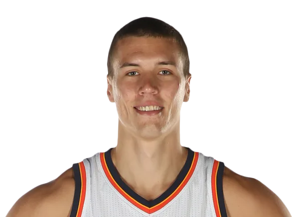 Kaleb Tarczewski headshot