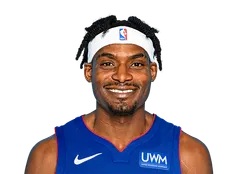 Danuel House headshot