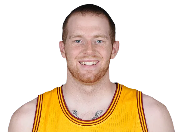 Alex Kirk headshot