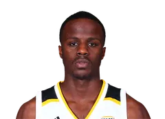 Zaynah Robinson headshot