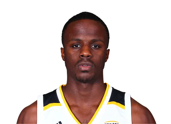 Zaynah Robinson headshot