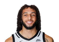 Devin Carter headshot