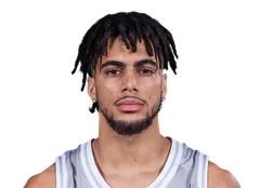 Raul Frias headshot