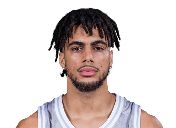 Raul Frias headshot