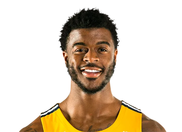 Aaron Robinson headshot