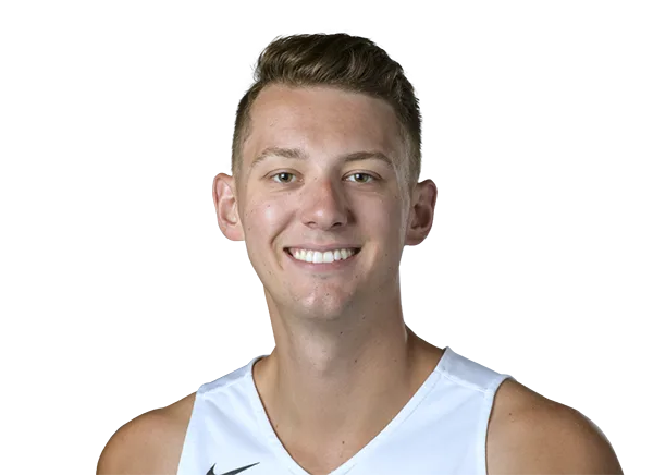 Parker Ernsthausen headshot