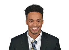 Deleon Brown headshot