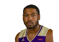 Devon Brewer headshot