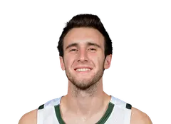 Andrew Kostecka headshot