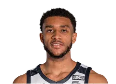 Aaron Thompson headshot