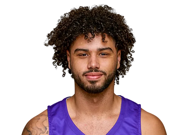 Holland Woods headshot