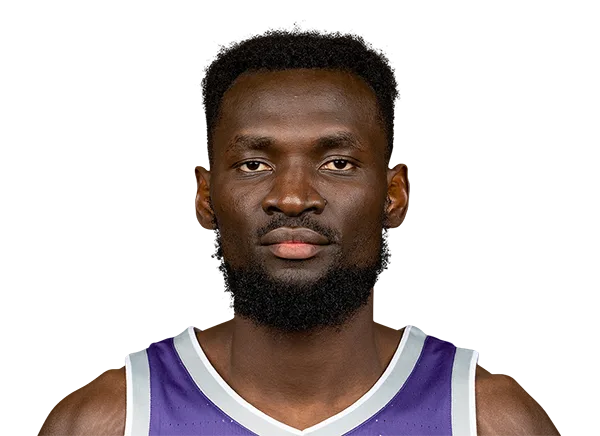 Abayomi Iyiola headshot
