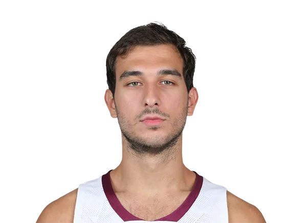 Ivan Raut headshot
