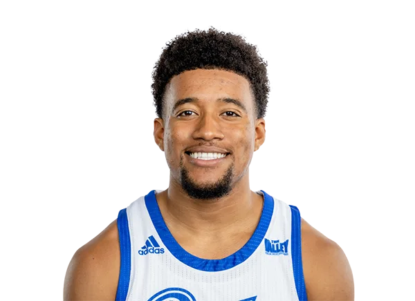 Ayo Akinwole headshot