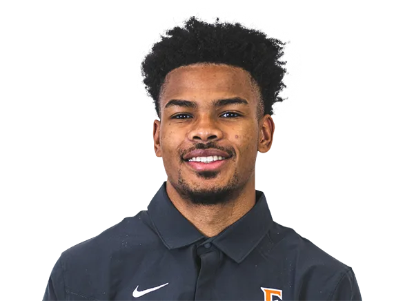 Damari Milstead headshot