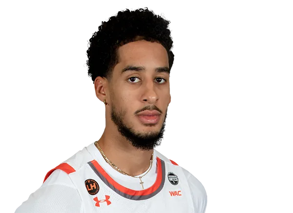 Marek Nelson headshot