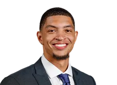 Lucas Williamson headshot