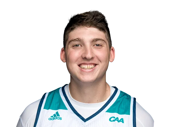 Carter Skaggs headshot