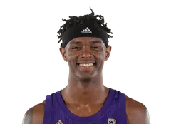 Nahziah Carter headshot