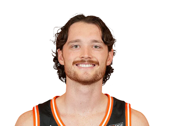 Austin Smellie headshot