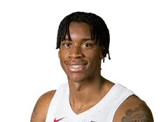 Eli Parquet headshot