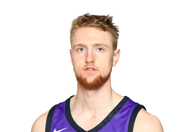 Kristian Sjolund headshot