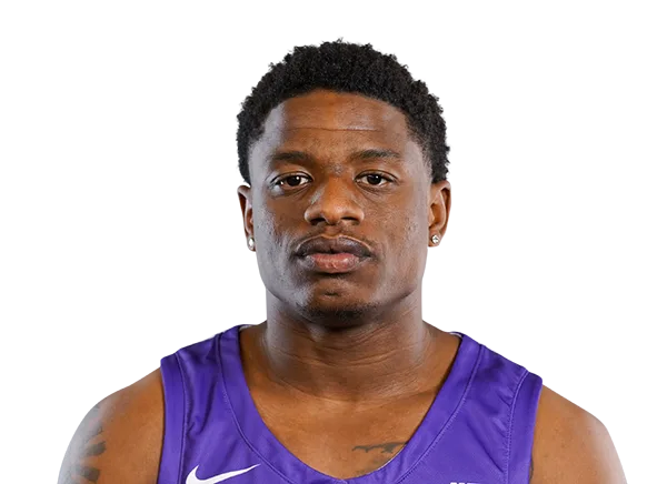 Damien Daniels headshot