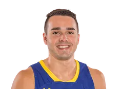 Alex Arians headshot