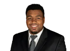 Evan Battey headshot