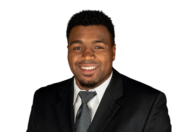Evan Battey headshot