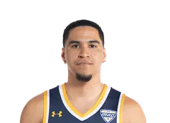 Giovanni Santiago headshot