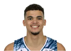 Isaiah Lee headshot