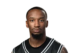 Amari Davis headshot