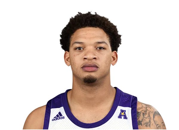 Tyrie Jackson headshot