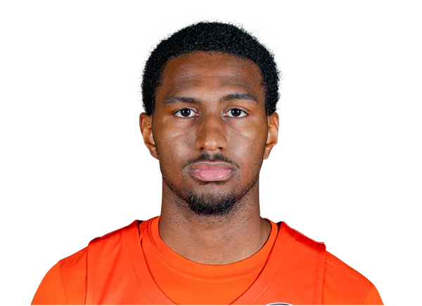 Samari Curtis headshot