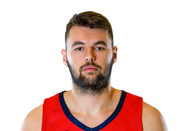 Kenan Sarvan headshot