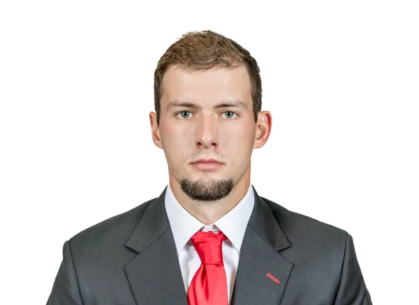 Avery Felts headshot