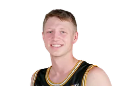 Gabe Quinnett headshot