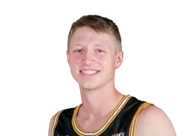 Gabe Quinnett headshot