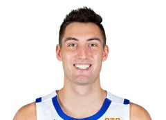 Carson Bischoff headshot