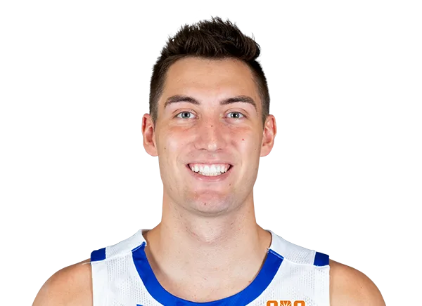 Carson Bischoff headshot