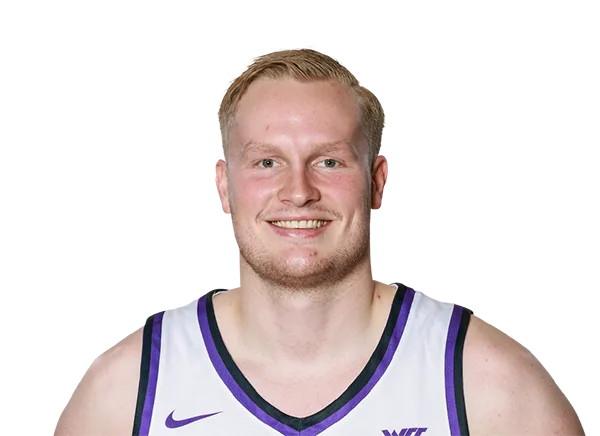 Tyler Robertson headshot