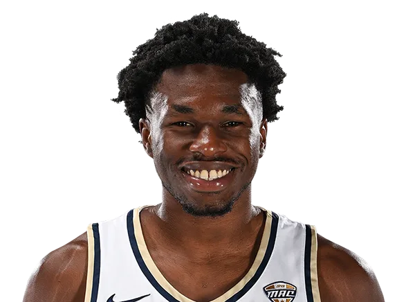 Sammy Hunter headshot