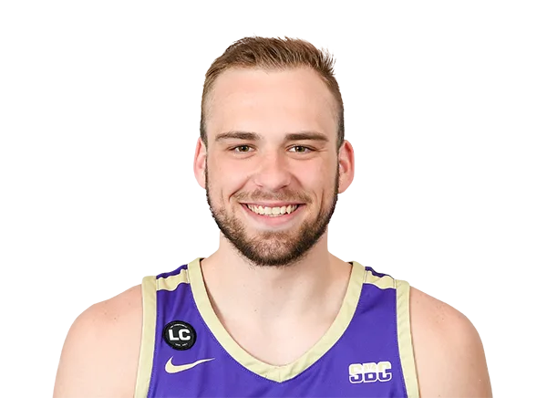 Noah Freidel headshot
