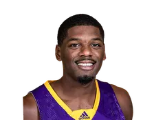 Quinlan Bennett headshot